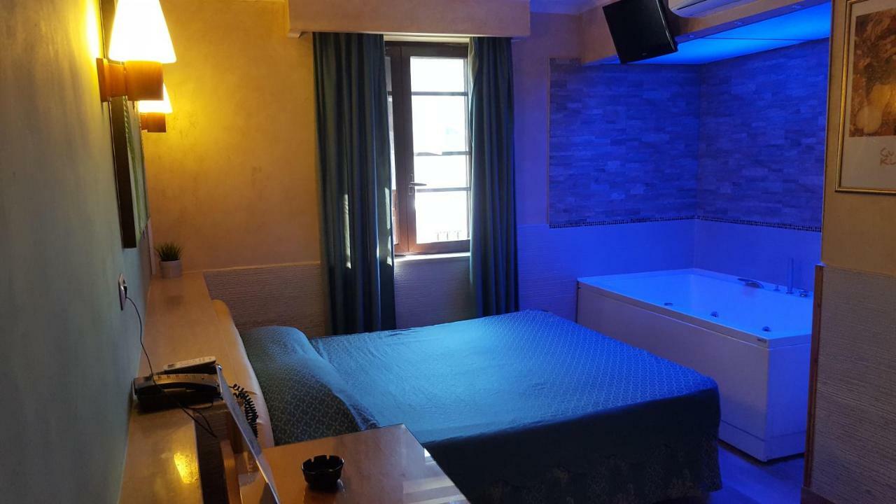 Hotel Kursaal Naples Luaran gambar